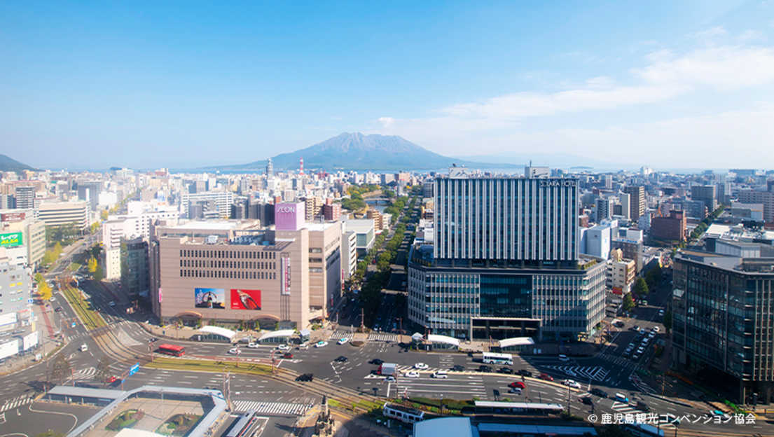 商店街や市街地での買い物も。